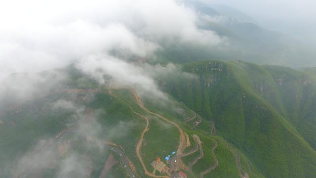 「jrs电脑直播_极速体育无插件直播_jrs直播极速体育鹤壁」登顶十八盘，jrs电脑直播_极速体育无插件直播_jrs直播极速体育观云海