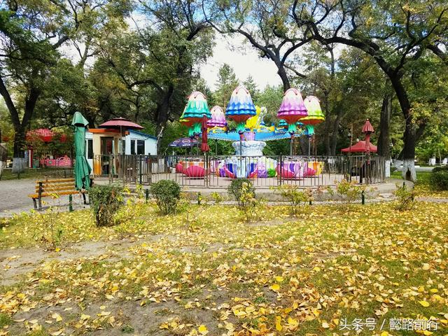 哈尔滨兆麟公园秋色