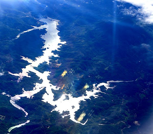 空姐告诉我，这里是江汉平原！