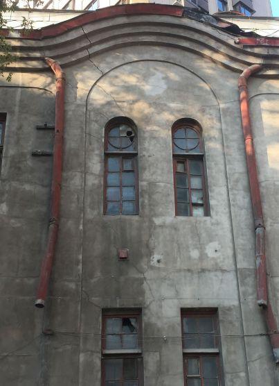 哈尔滨，新马路深处的老建筑