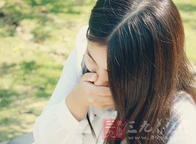 中医认为，唾液充盈，缓缓咽之，能润五脏