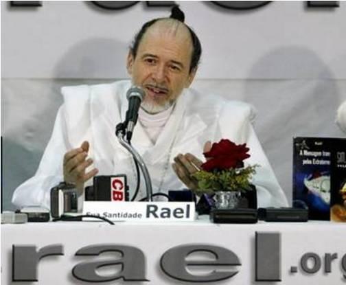 2035年外星人回归：克隆续命、鼓励滥交、当邪教与“科学”结合