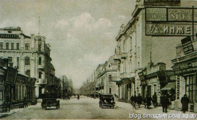 哈尔滨中央大街18号:今康泰药品超市