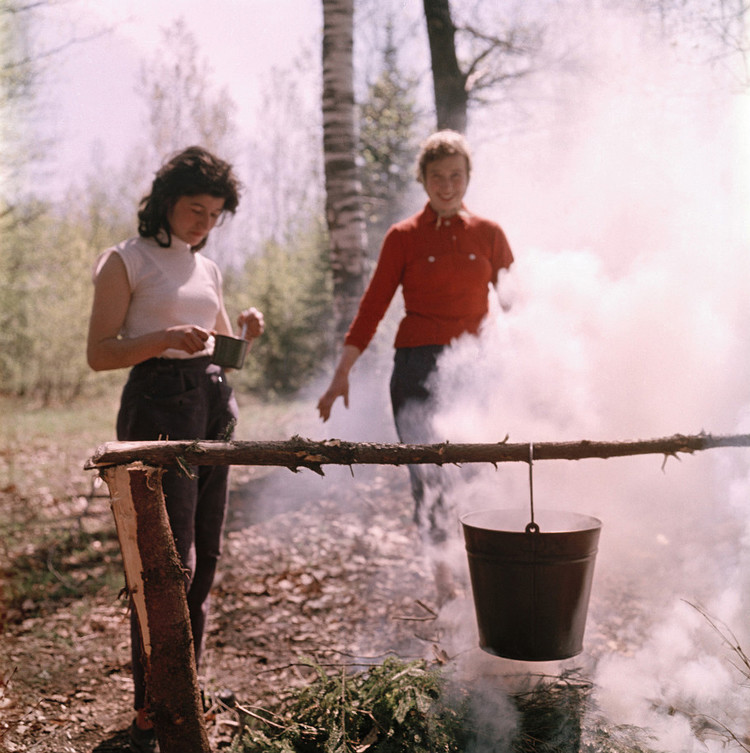 图集：上世纪50年代末苏联人的家庭野游 - 沉默的麻雀 - 沉默的麻雀的博客
