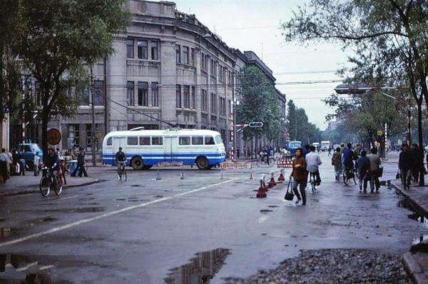 老照片，1983年黑龙江哈尔滨市街景