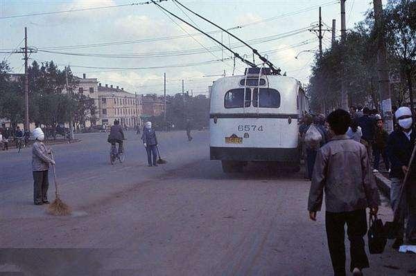 老照片，1983年黑龙江哈尔滨市街景