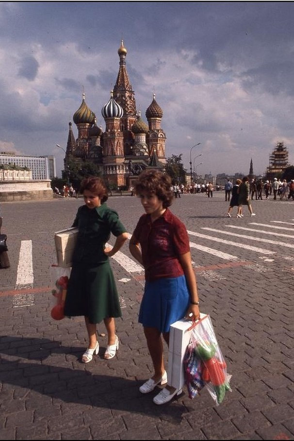 苏联时代：1975年莫斯科掠影 - 沉默的麻雀 - 沉默的麻雀的博客