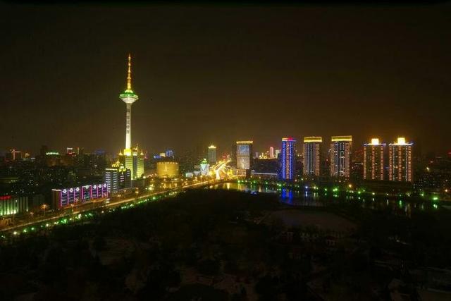 居高俯瞰 诗画沈阳