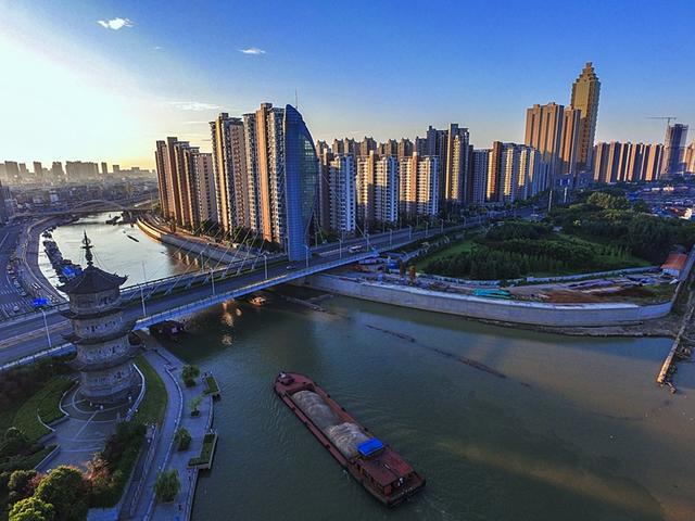 鸟瞰江城 生态宜居