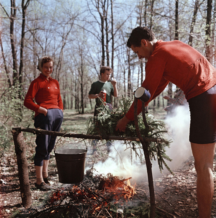 图集：上世纪50年代末苏联人的家庭野游 - 沉默的麻雀 - 沉默的麻雀的博客
