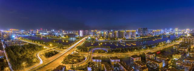 俯瞰长风，美景如画