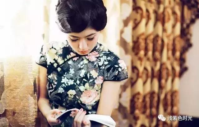 旗袍，只一个名字便风情流转