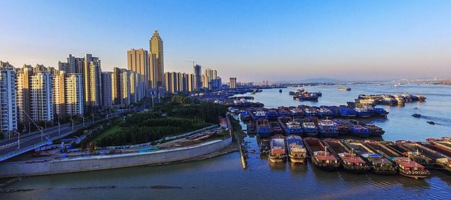 鸟瞰江城 生态宜居