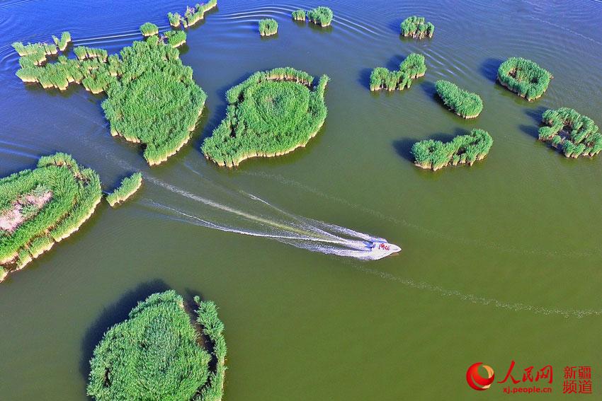 新疆相思湖畔风光美（组图）【4】