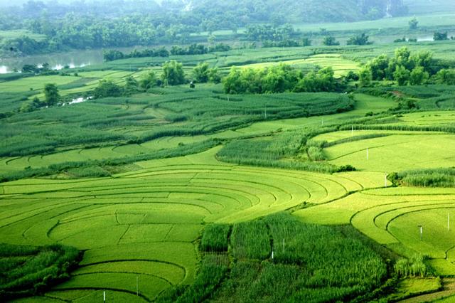 山水广西——俯瞰“人间仙境”，锦绣大地不是仙境胜似仙境