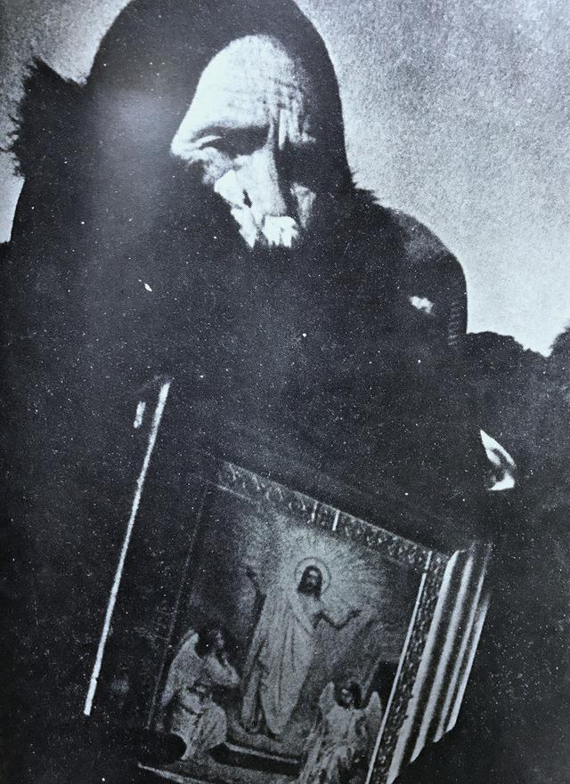 1930年的哈尔滨 生活着10万外国人 他们平时做什么