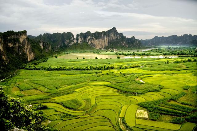 山水广西——俯瞰“人间仙境”，锦绣大地不是仙境胜似仙境
