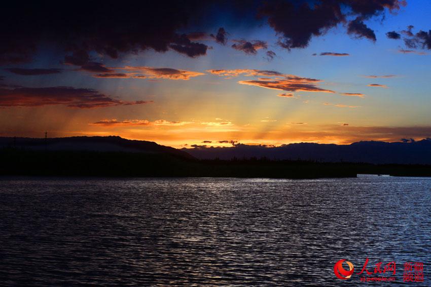 新疆相思湖畔风光美（组图）【7】