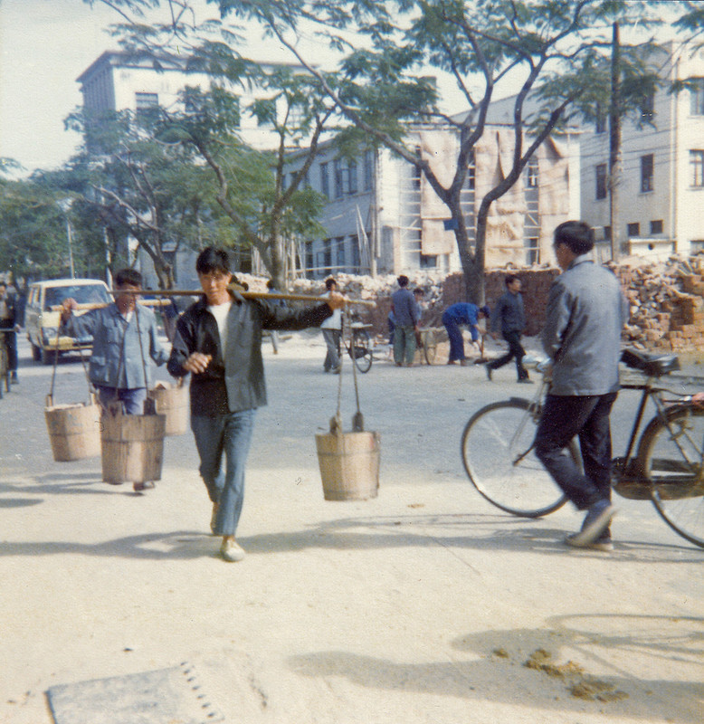 美国游客拍摄的1979年11月的深圳 - 沉默的麻雀 - 沉默的麻雀的博客