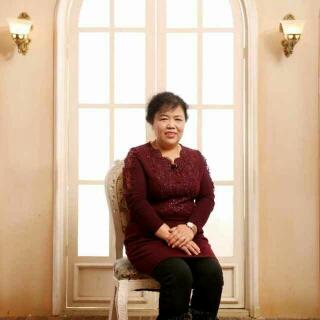 一路前行 / 何荣